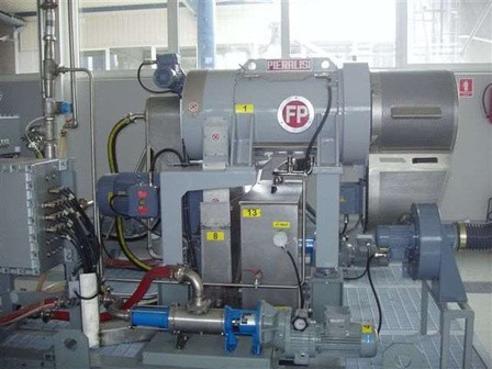 Decanter centrifuge